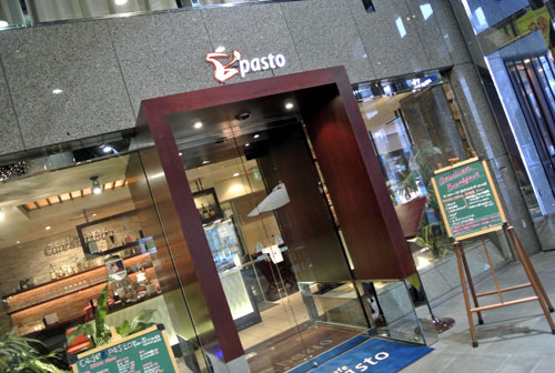 Cafe Dining B’pasto_c0105249_1755571.jpg