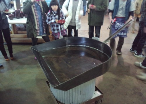 『大寒卵の伊万里牛スキスキ 大すき焼き会2012』in糸島に参加しました。_d0082356_12165083.jpg