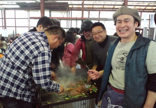 『大寒卵の伊万里牛スキスキ 大すき焼き会2012』in糸島に参加しました。_d0082356_12172524.jpg