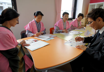 津市の報道関係へ訪問_b0145257_19544923.jpg
