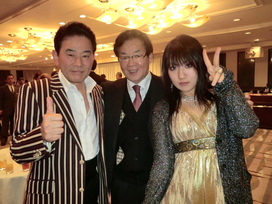 先週の活動の写真をアップします_e0119092_1214289.jpg