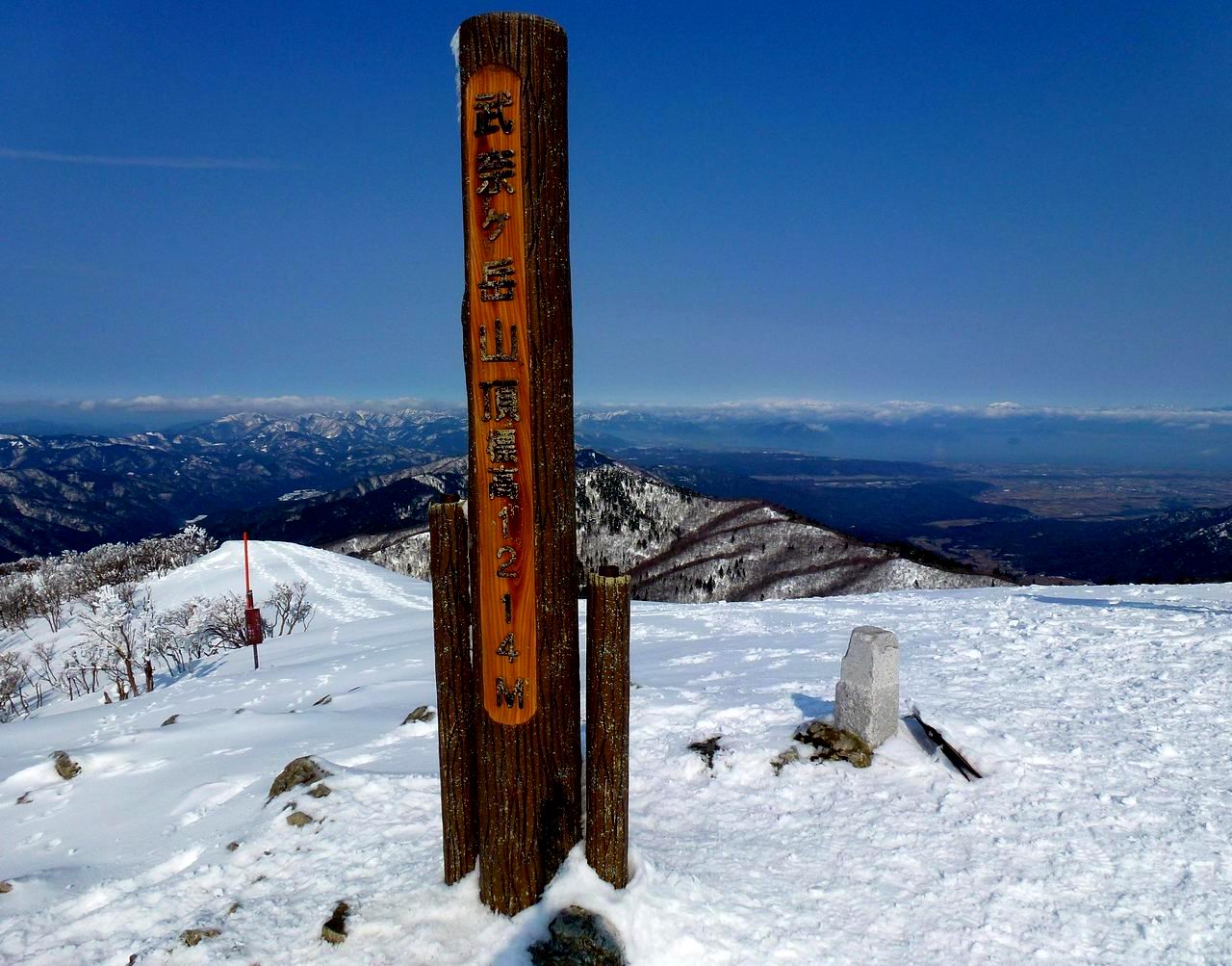 武奈ヶ岳 予報が外れて快晴 山好き的日々 京都北山 武奈ヶ岳 予報が外れて快晴 山好き的日々 京都北山