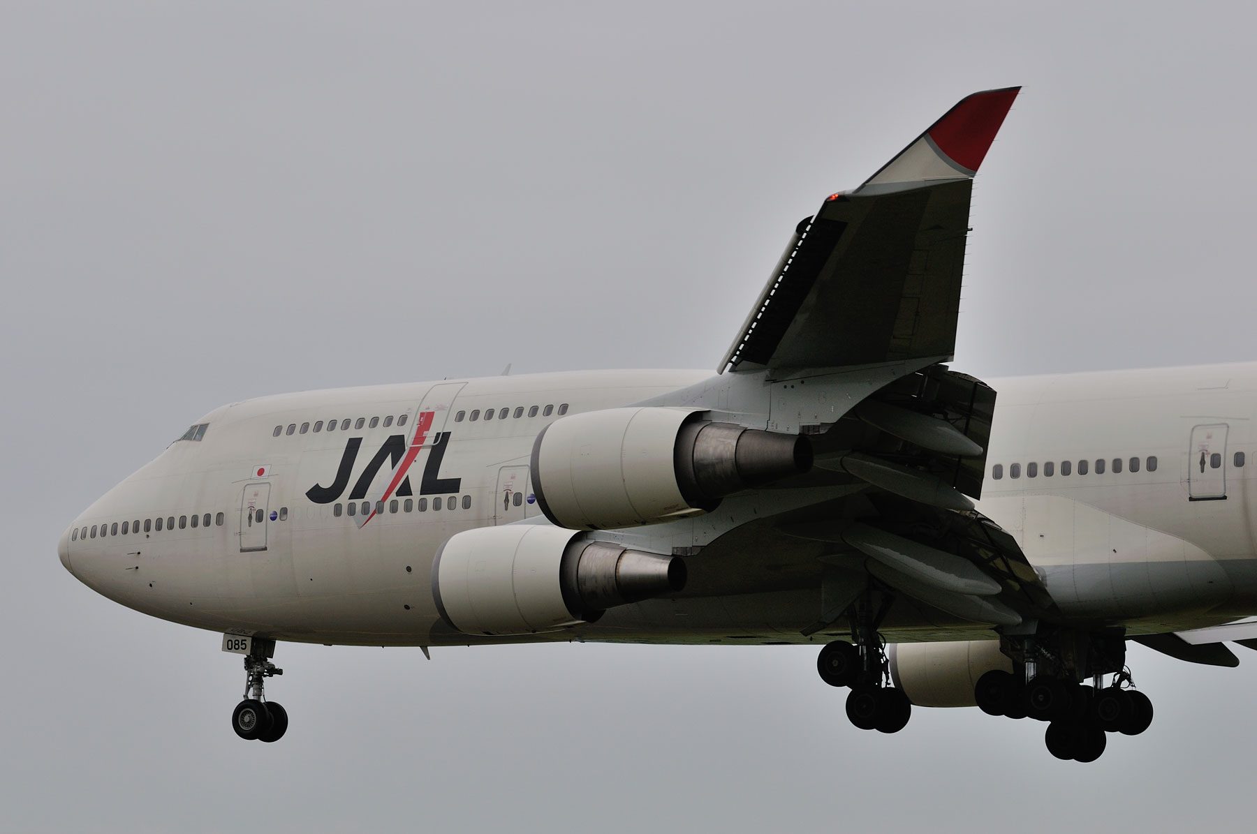BOEING 747-400 / JA8085 - JALジャンボ in 仙台 (到着) - : SKY BOEING 747-400 / JA8085 - JALジャンボ in 仙台 (到着) - : SKY