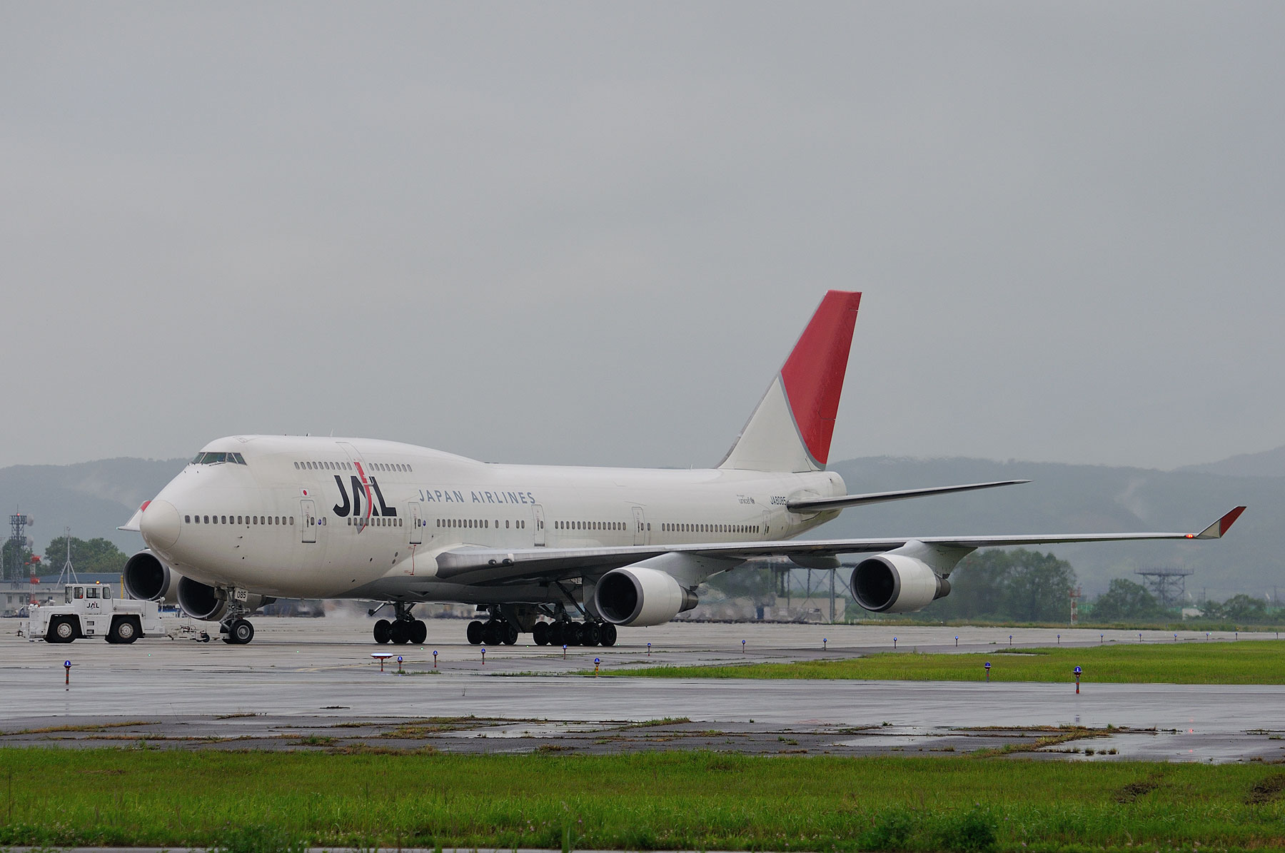 BOEING 747-400 / JA8085 - JALジャンボ in 仙台 (出発) - : SKY BOEING 747-400 / JA8085 - JALジャンボ in 仙台 (出発) - : SKY
