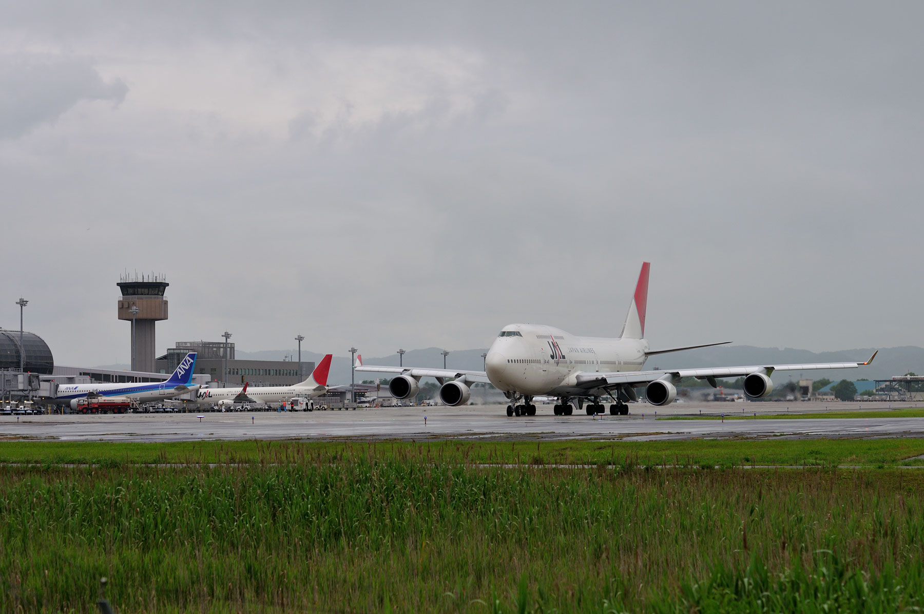 BOEING 747-400 / JA8085 - JALジャンボ in 仙台 (出発) - : SKY BOEING 747-400 / JA8085 - JALジャンボ in 仙台 (出発) - : SKY