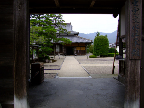 「島根県 出雲・松江を巡る旅2011 出雲文化伝承館内 羽根屋の出雲そば」_a0000029_115471.jpg
