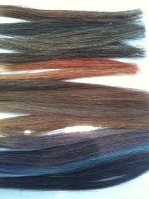 香草カラーの色見本あります 緑のある美容室