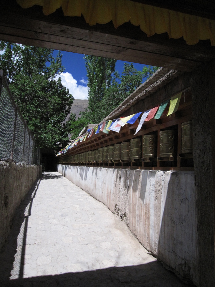 アルチ・ゴンパ Alchi Gompa_e0155231_31369.jpg