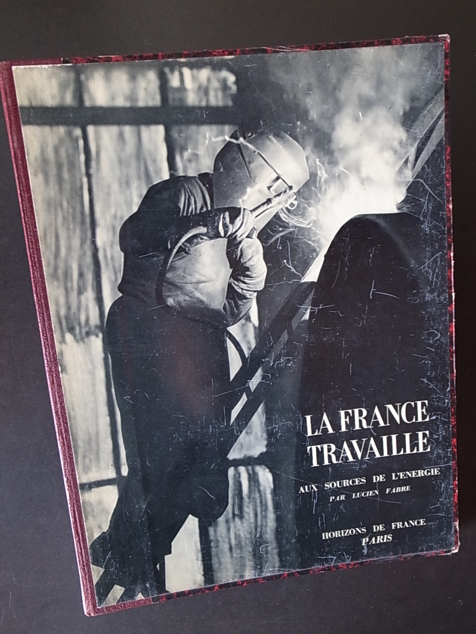 大人気アイテム 13巻 La france travaille 20世紀 フランス労働者達の生活 洋書