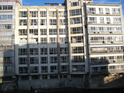f0230744_1091648.jpg
