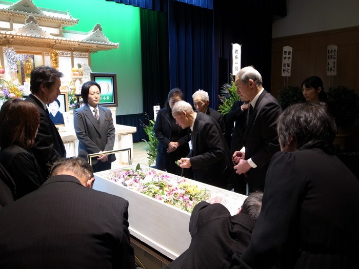伯母の葬儀_c0116915_040445.jpg