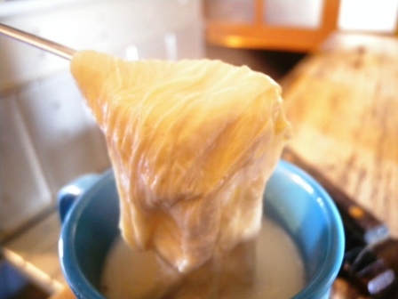 厳寒の安家で、極上の凍み豆腐を拝む_b0206037_1834461.jpg