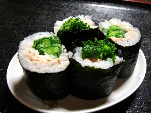 受験生応援!きっと花咲く巻き寿司_f0201488_3312632.jpg