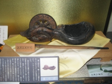聖徳太子像 ブロンズ 銅像 墨壺 指矩 すみつぼ 大工道具 墨壷 墨