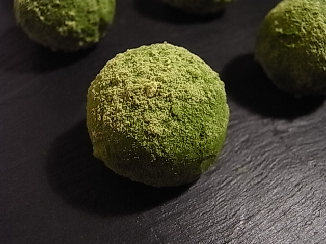 抹茶ポルボローネ_b0145846_21451419.jpg