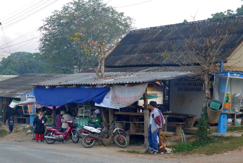 f0178278_84780.jpg