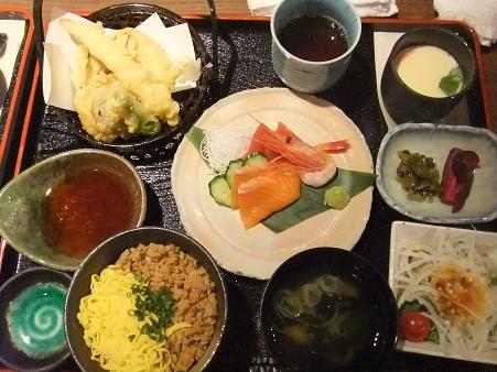 ランチ　～幼稚園の新年会～_a0122144_752187.jpg