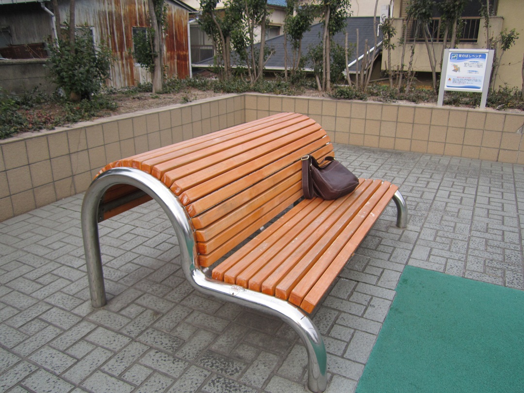 徒歩通勤_f0205367_1125946.jpg