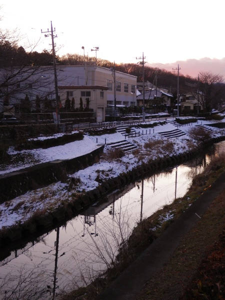 雪の日の翌日の帰宅道_c0122670_15325842.jpg