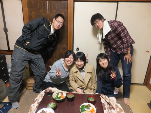 good!お菓子の家と雪合戦!_a0080406_16172668.jpg