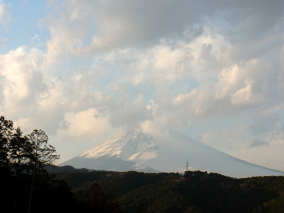 半年ぶりの裾野市出張_e0083517_3324439.jpg