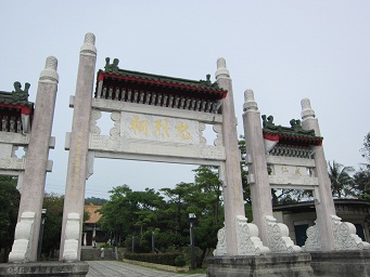 台湾の旅　３　高雄忠烈祠_f0143521_22334185.jpg