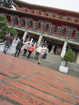 台湾の旅　３　高雄忠烈祠_f0143521_2331211.jpg