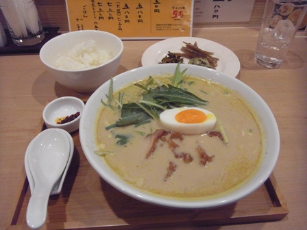 ラーメン仮面55（パハパハ）_d0191377_21343744.jpg