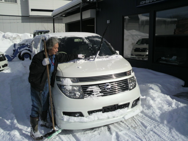 ★エルグランドご成約ありがとうございました!!★(新川店)_c0161601_2142567.jpg