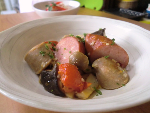 塩麹で旨みアップ♪ご飯がすすむハム・ソーセージのおかず_a0196322_10501960.jpg