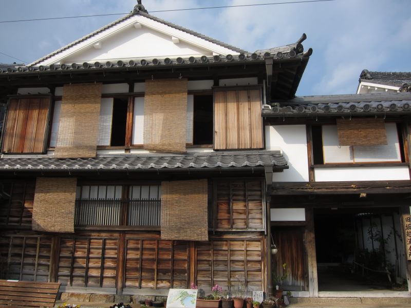 牡蠣第2弾は風情あふれる町・坂越で。いろいろなカキ料理に舌鼓。ー日生・坂越・室津1泊2日牡蠣三昧ポタ③_e0138081_6404552.jpg