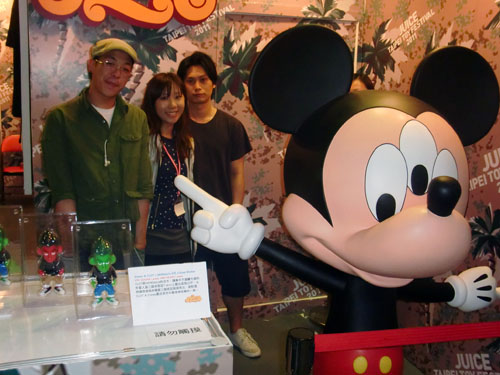 Disney x CLOT x MINDstyle = 3 Eyed Mickey_a0077842_22312744.jpg