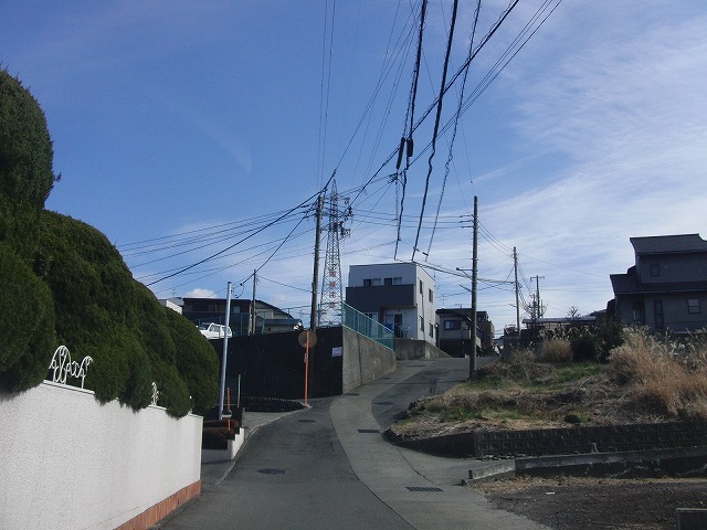寒空にこれは何?今日も電気の話で恐縮です!_f0141310_84413.jpg