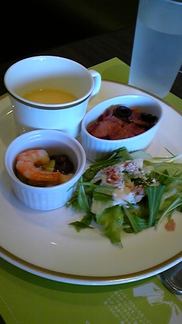 b0238426_1210680.jpg
