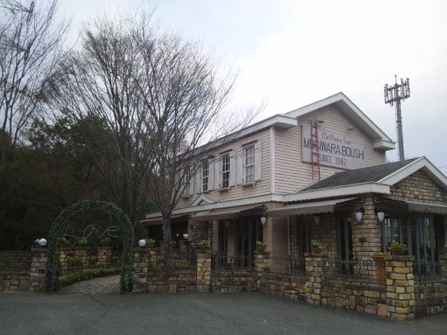 加東市~小野市☆ 楽しみな所♪ 麦わら帽子♪ 天然滋味kaゑmon 納屋カフェ♪_b0110035_044219.jpg