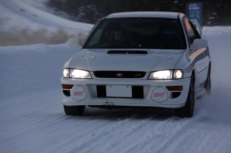 BRZの誕生と未来への羽ばたき(ステキなショートムービー発見)_f0076731_1621358.jpg