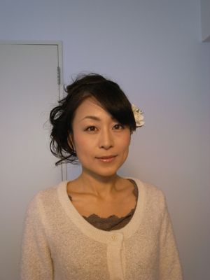 オトナ可愛いヘアアレンジ_c0043737_9332314.jpg