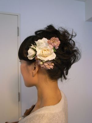 オトナ可愛いヘアアレンジ_c0043737_9335360.jpg