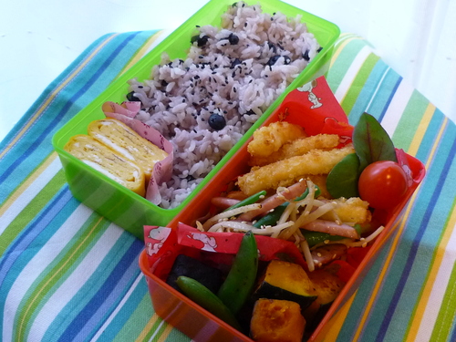 黒豆ご飯とイカフライお弁当＾＾_f0198186_12341572.jpg