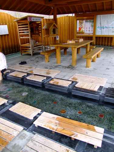 「島根県 出雲・松江を巡る旅2011 玉造温泉街歩き、玉作湯神社」_a0000029_1165353.jpg