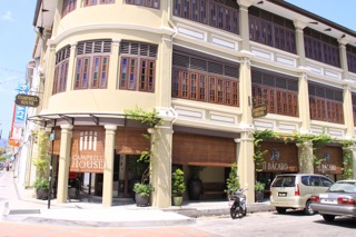 d0010432_2455015.jpg