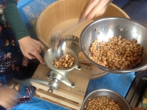 味噌作りワークショップ_a0252768_1652454.jpg