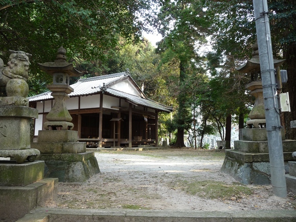 賀茂氏の本拠地　加茂神社 　（西条市）（これから向かう未来）　_e0165472_065552.jpg