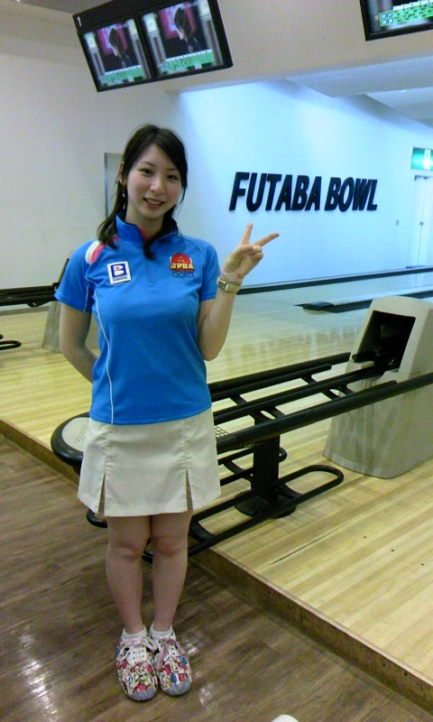 ボーリング  パンチラ ボーリング場ってスケベがいっぱいでマジ抜けるｗｗｗパンチラ・お尻天国じゃんｗｗｗ（画像あり） | 5回は抜けるエロ画像