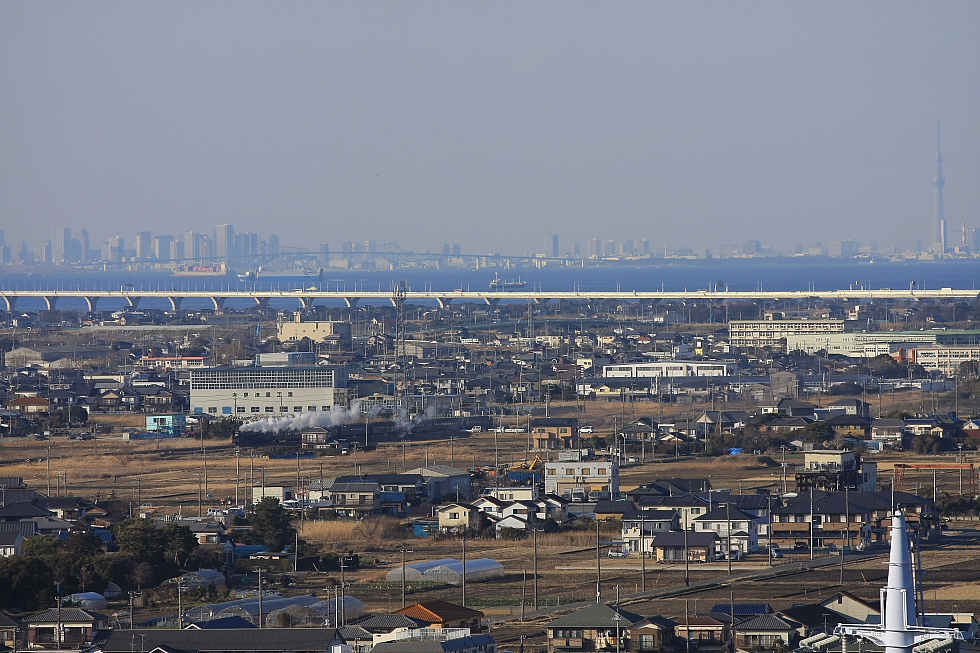 C61旧客とスカイツリーと東京ゲートブリッジとアクアライン - 2012年・内房線 -_b0190710_21324161.jpg