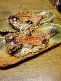 金目鯛の開きと浅蜊の味噌汁_e0013727_1745531.jpg
