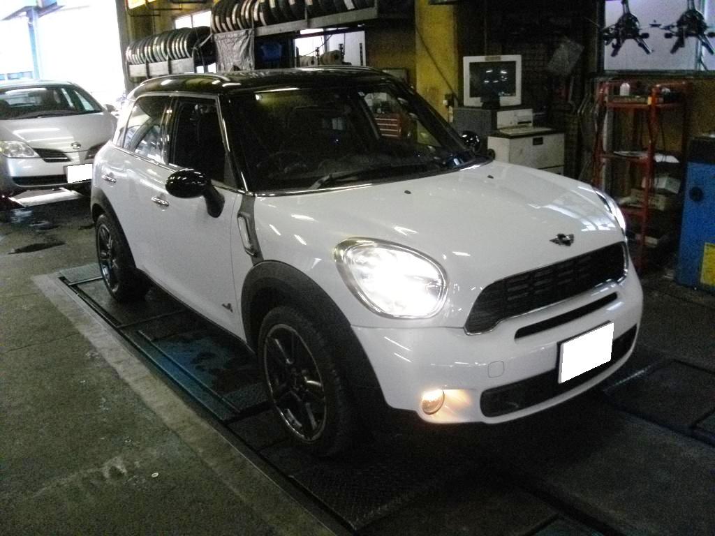 MINIクロスオーバー_e0188729_1724222.jpg