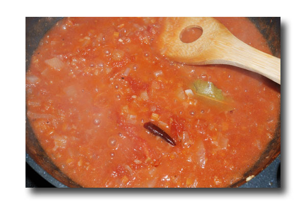 やりいか の イタリアン な 前菜 トマト煮　冷たくしても美味しい♪_d0069838_1284974.jpg