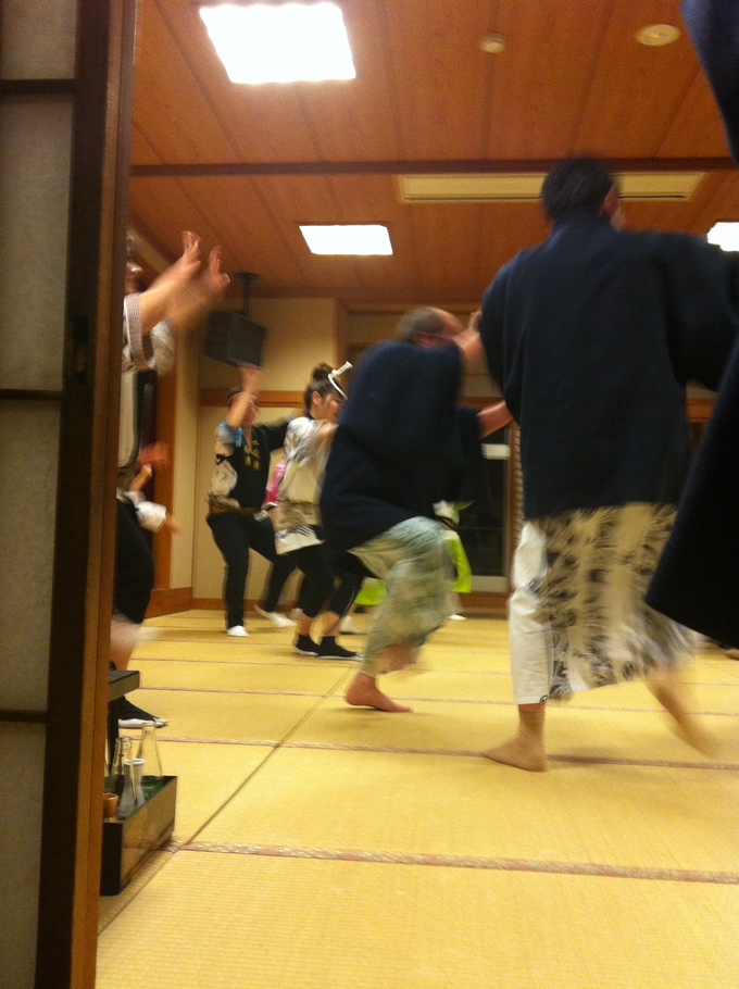 阿波踊り・凧踊り@淡路島旅館うめ丸_f0115311_9474146.jpg