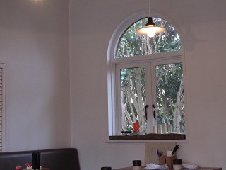 e0202031_225818100.jpg